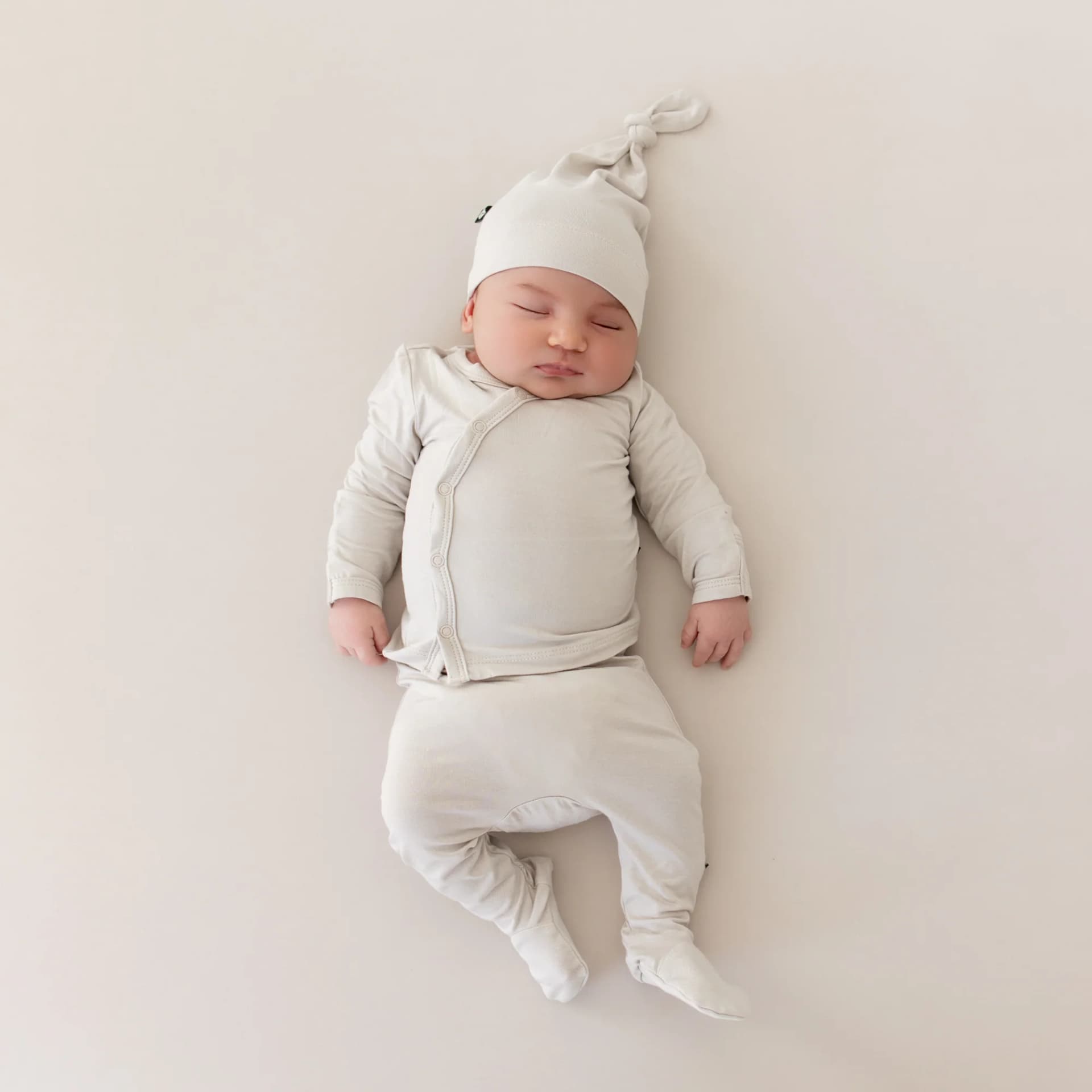 Take Me Home Set with Cap in Oat by Kyte Baby