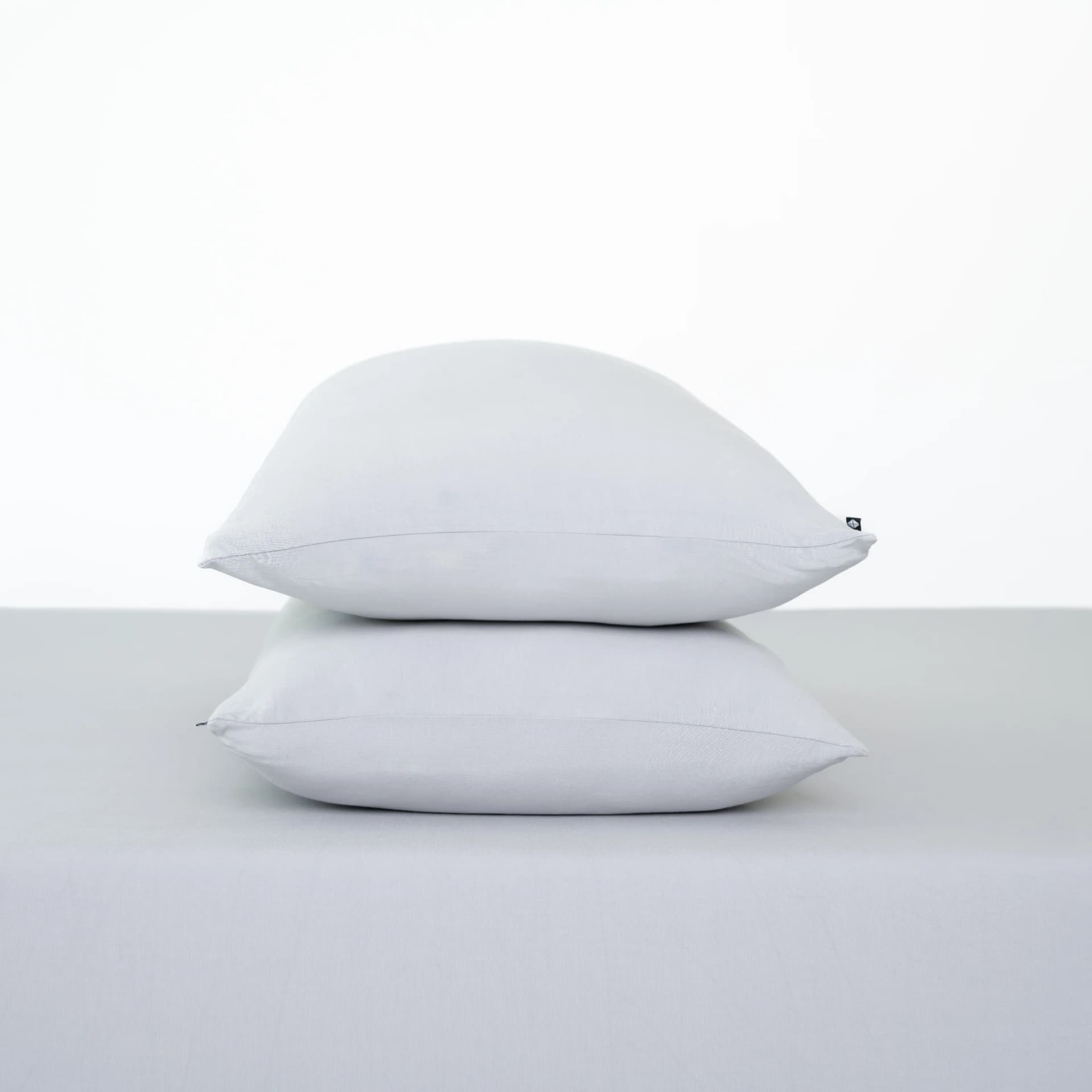 Fitted Sheet with Pillowcases in Storm by Kyte Living