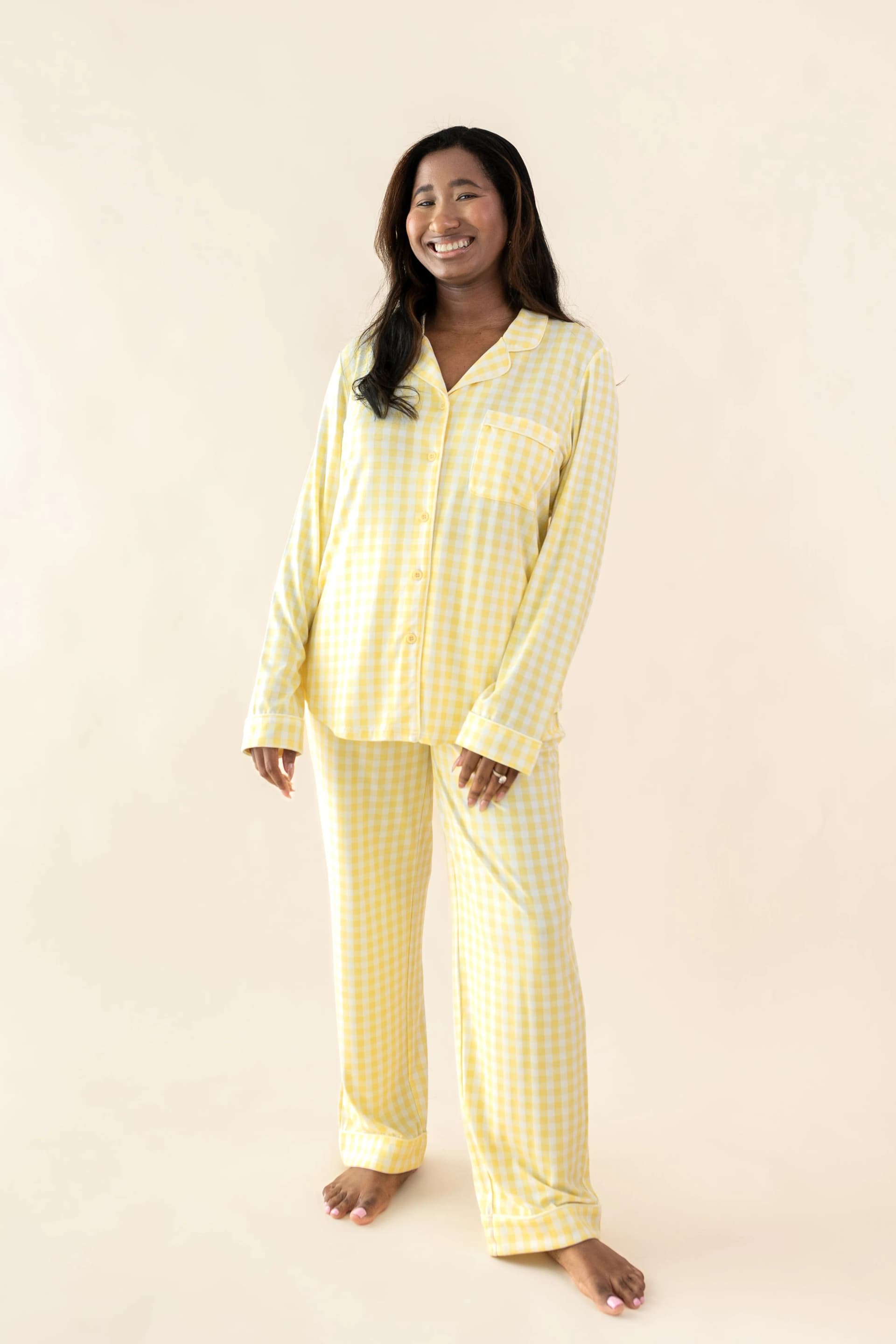 Long-Sleeved Women's Pajama Set in Gingham Chamomile by Kyte Living