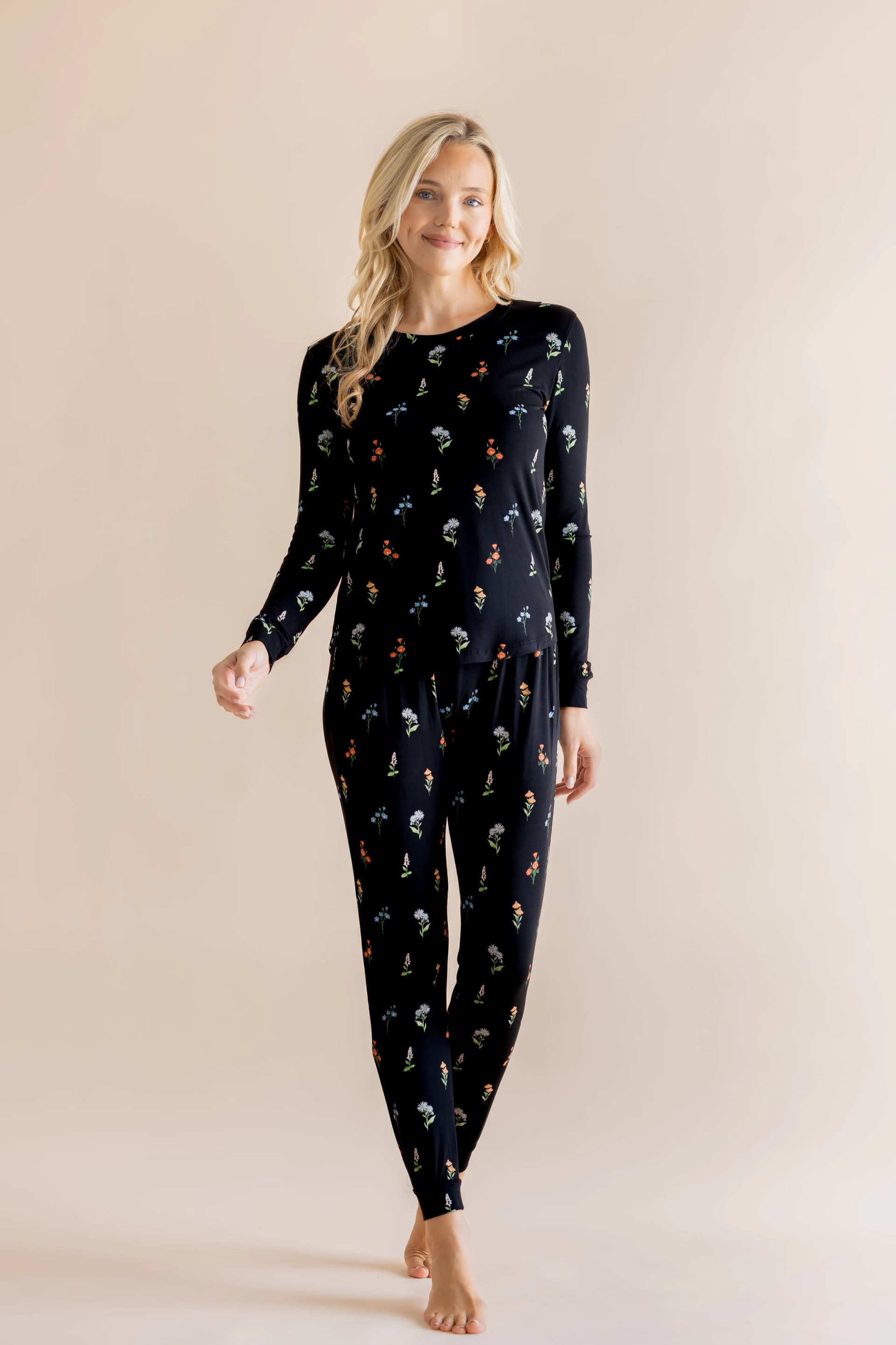 Women's Jogger Pajama Set in Midnight Wildflower by Kyte Living