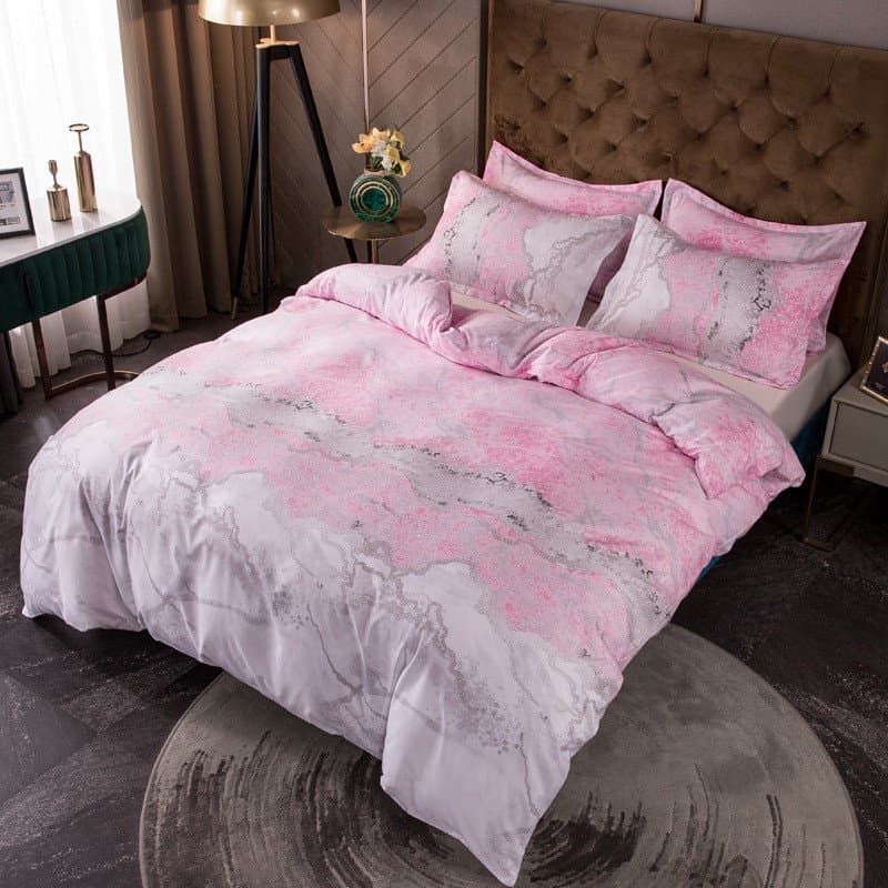Gilt Marble Pattern 3-Piece Bedding Set/Duvet Cover Set with 2 Pillowcases Polyester by BeddingInn