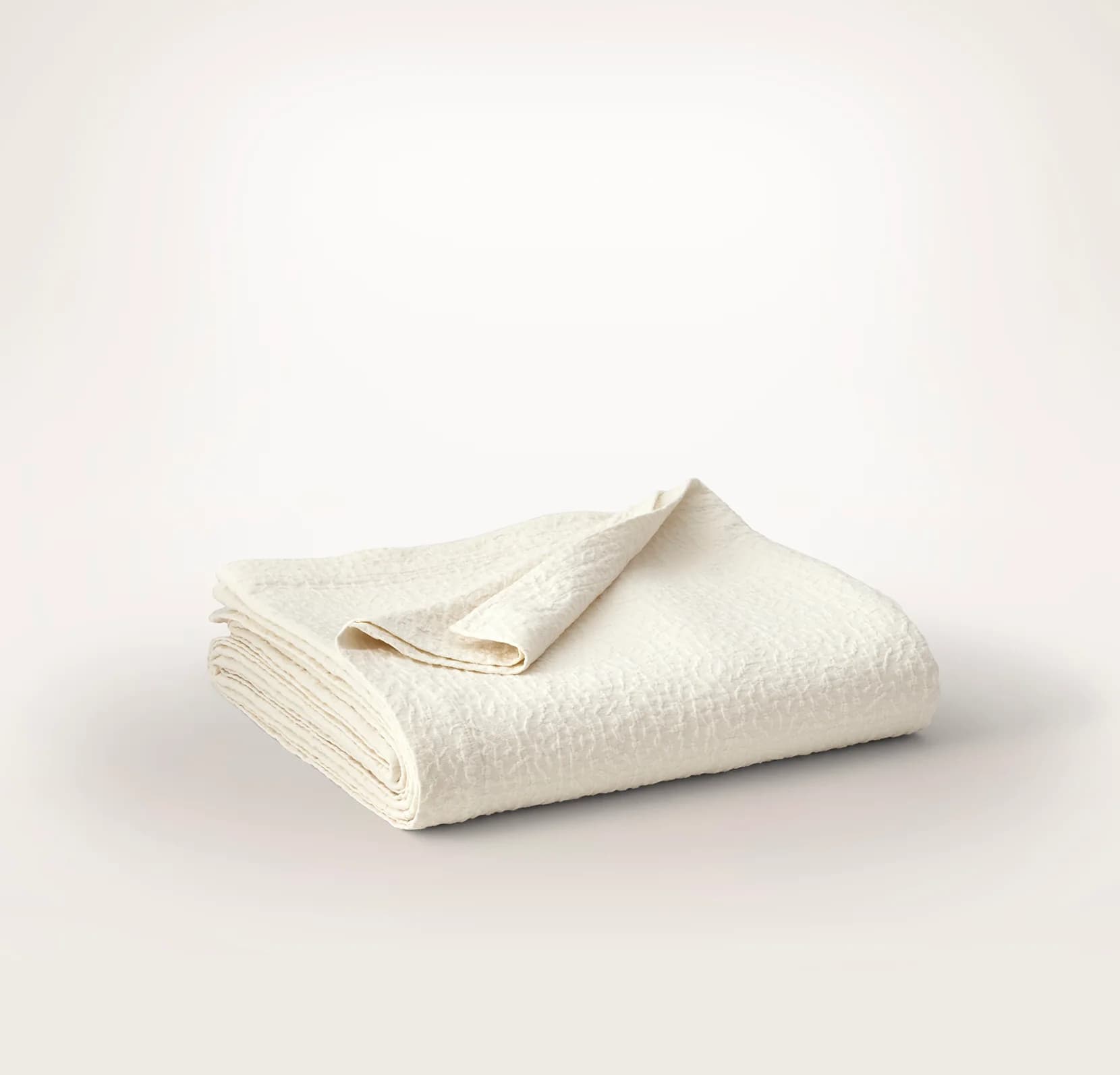 Dappled Vela Classic Coverlet - Cream by Boll & Branch