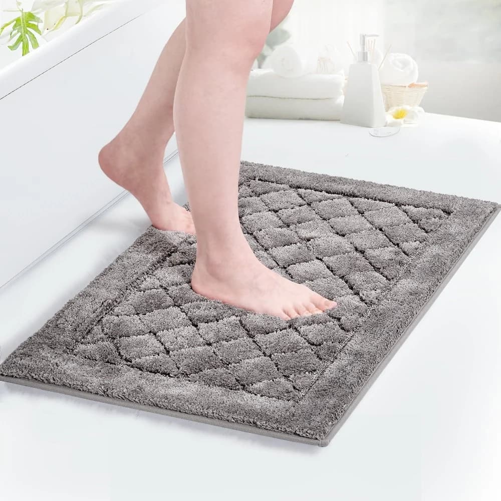 Deconovo Ultra-Plush, Non-Slip Bath Mat by Deconovo Us