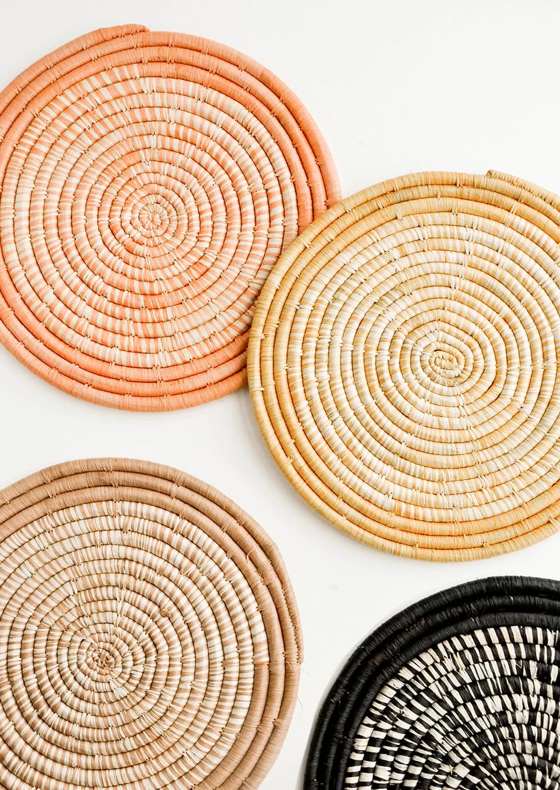 Hue Woven Raffia Trivet by Kazi