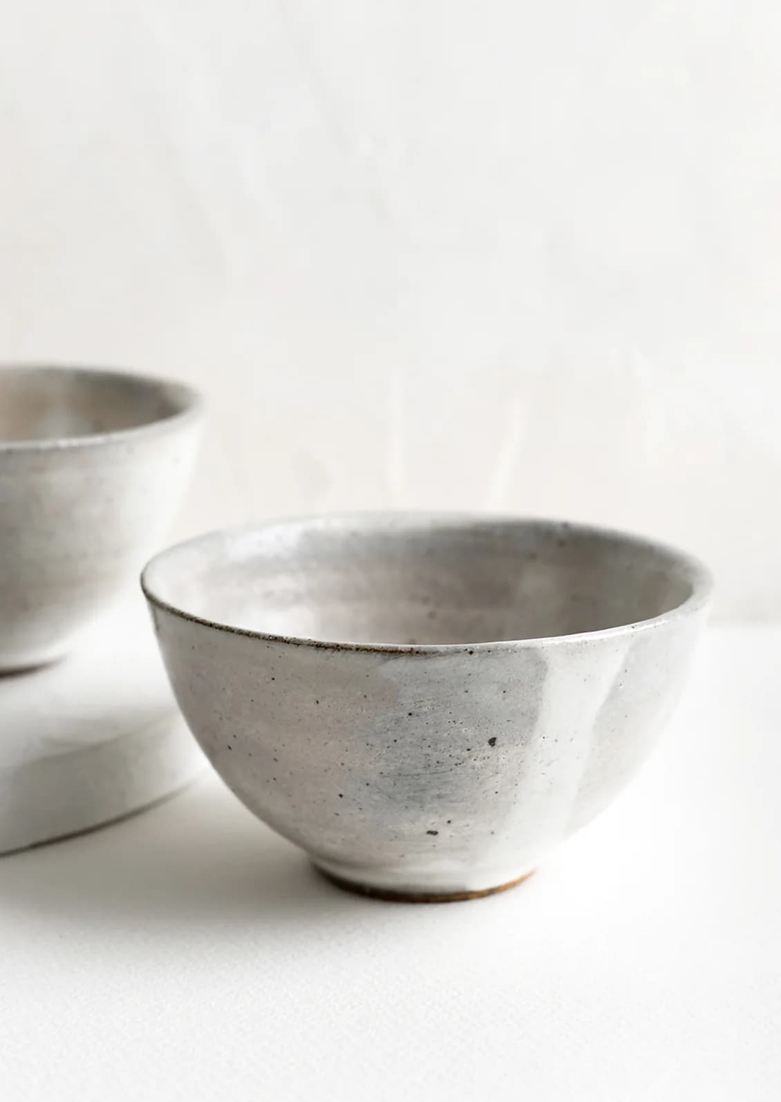 Yuki Ceramic Rice Bowl by Marumitsu Poterie